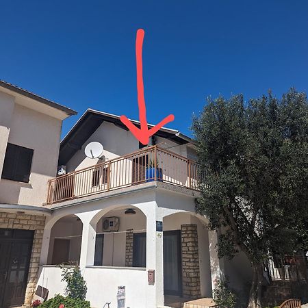 Zeezicht Appartement 50M From Beach Srima Zewnętrze zdjęcie